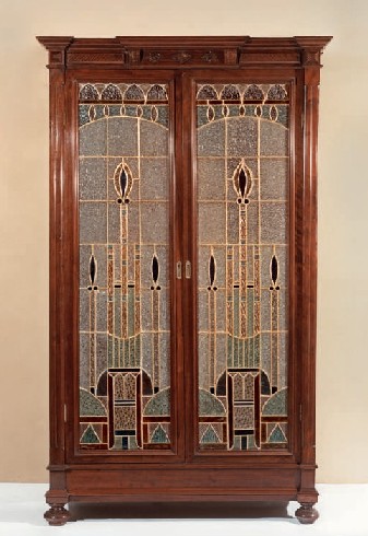 MOBLE DESPATX. FRANCESC VIDAL I JEVELLI c. 1899-1904 (218 x 127 x 42 cm).